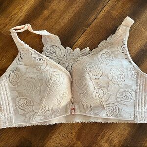 NWOT - Lace Full-Coverage Bra